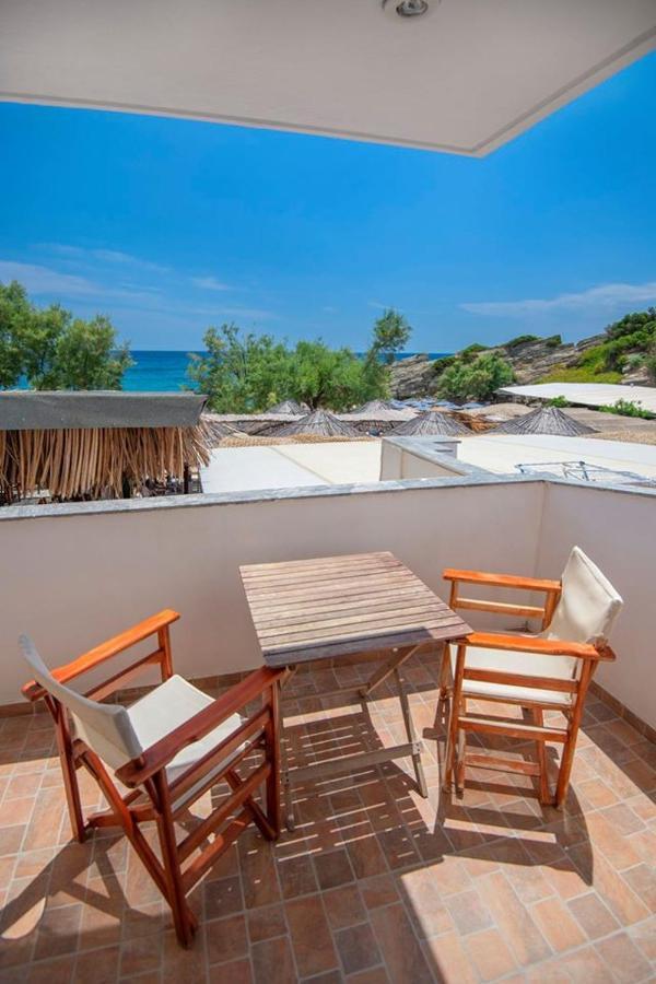 Puerto Seaside Rooms Akhladherí Exterior photo