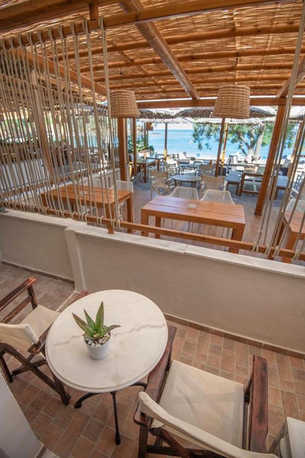 Puerto Seaside Rooms Akhladherí Exterior photo